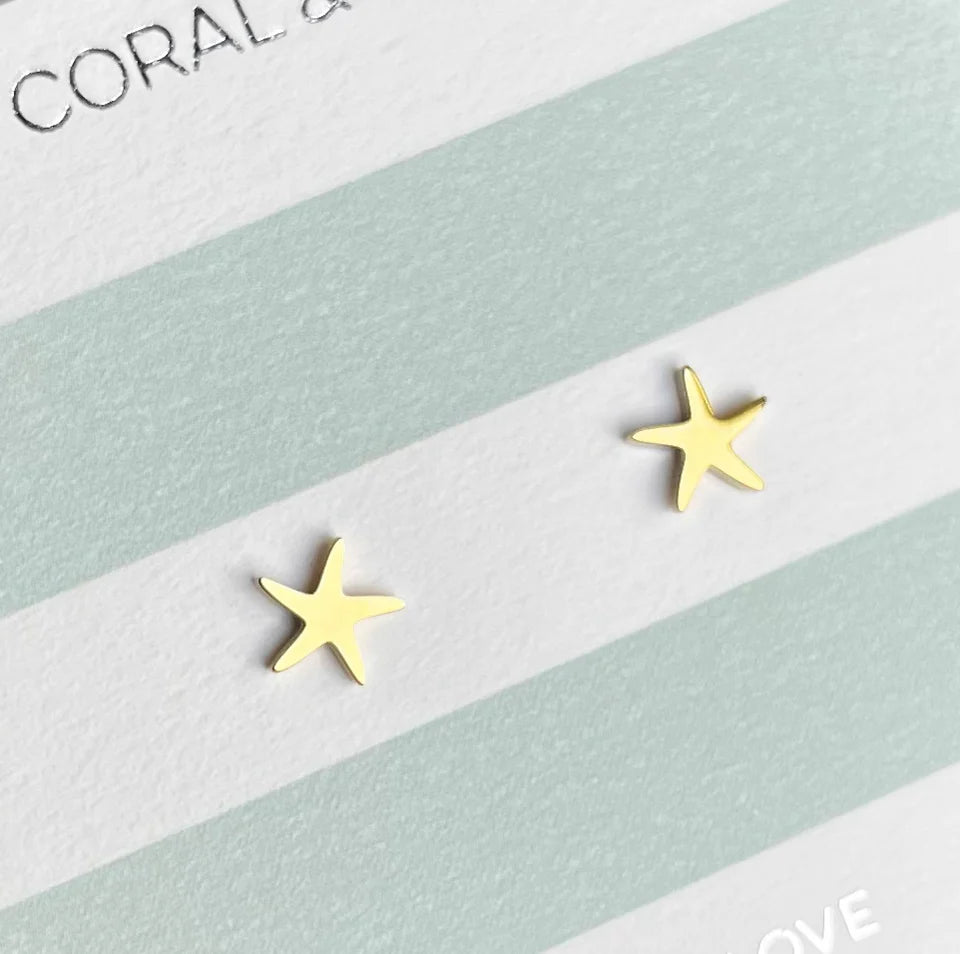 Gold starfish stud earrings